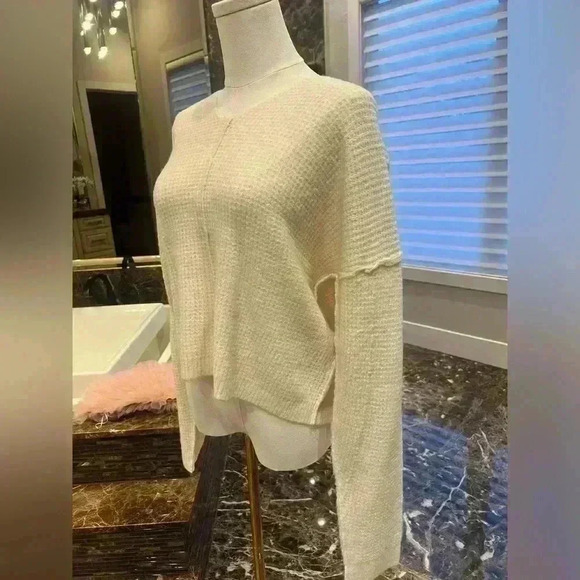 NWT- By Together Waffle Knit V-Neck Wool Sweater- Cream- Size- Small - Picture 4 of 5